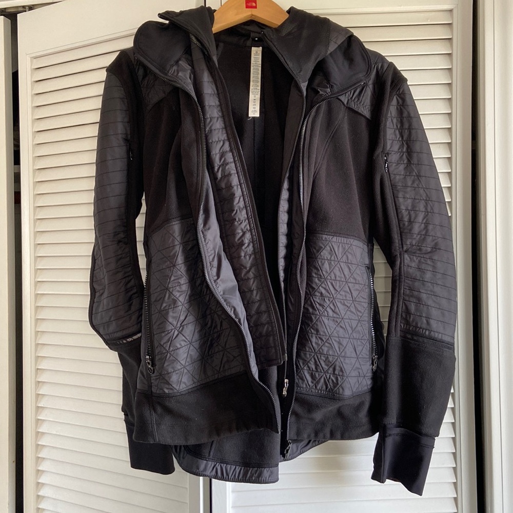 Lululemon fleece jacket Women’s size 12